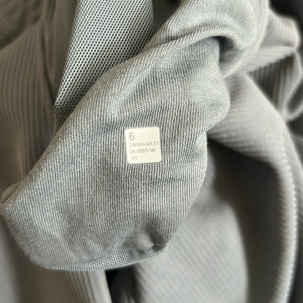 Lululemon Ribbed Softstreme Mid-Rise Pants Size 6 - Picture 8 of 8